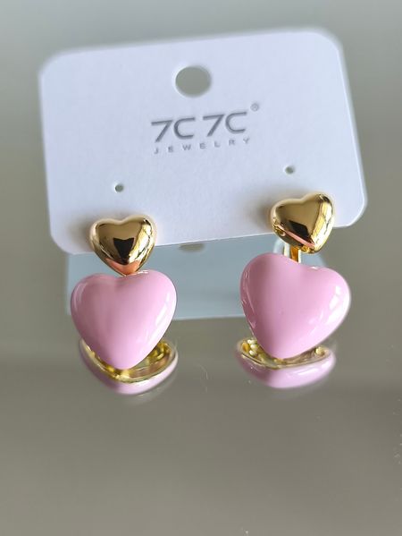 Pozłacane kolczyki podwójne serca z różową emalią-Love Pink